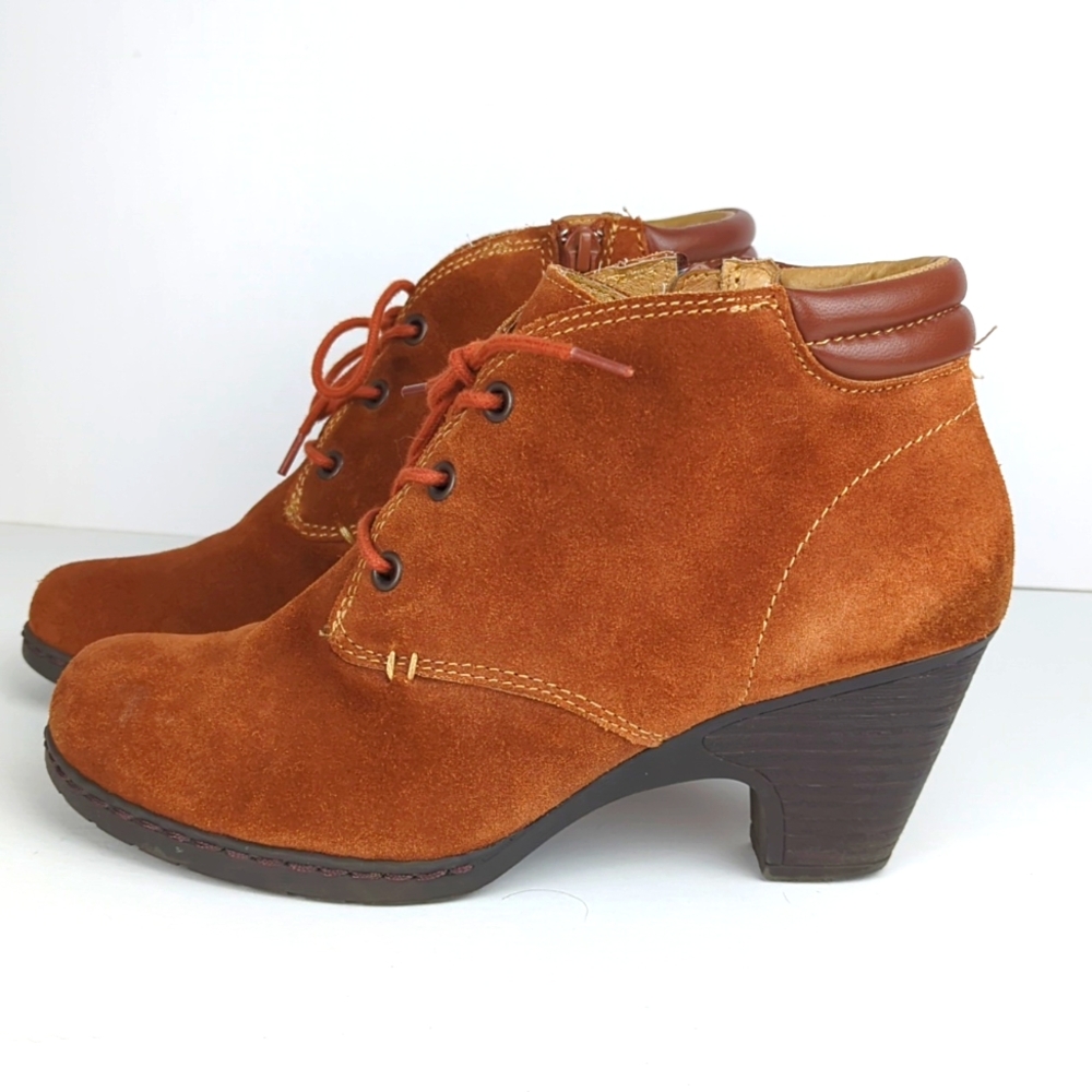 MONTANA Women's Brown Suede Heeled Boots Size 7.5